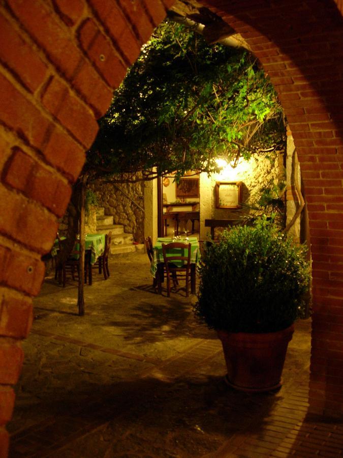 La Caveja Hotel Pietravairano Ngoại thất bức ảnh